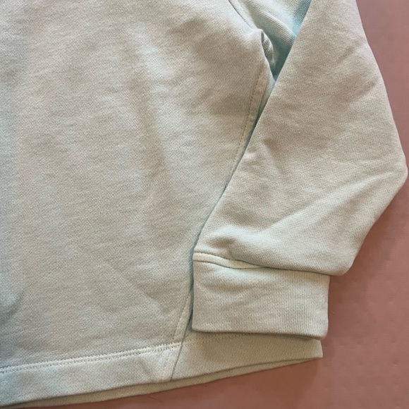 Vineyard Vines Kids Pullover - Picture 5 of 7